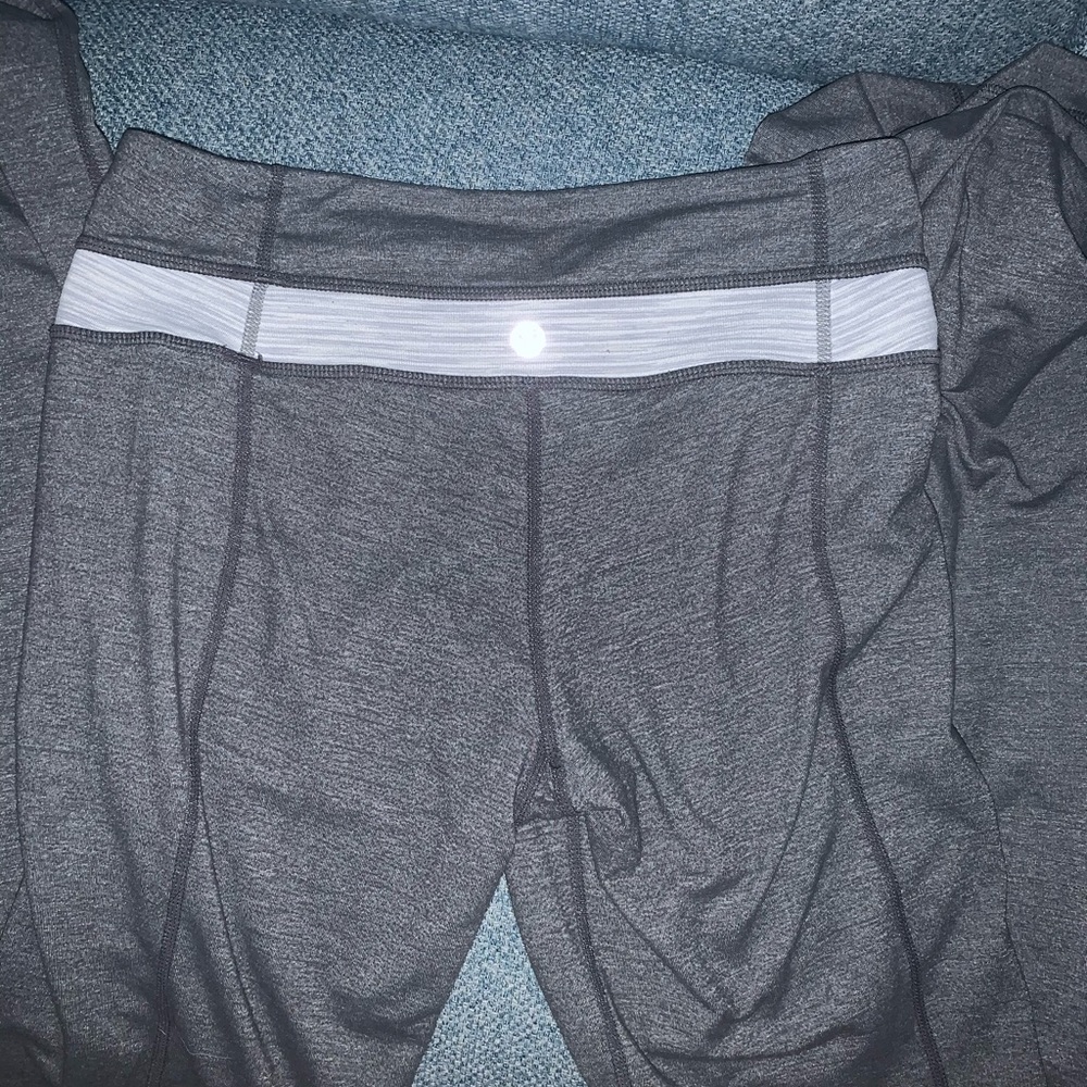 Lululemon yoga pants